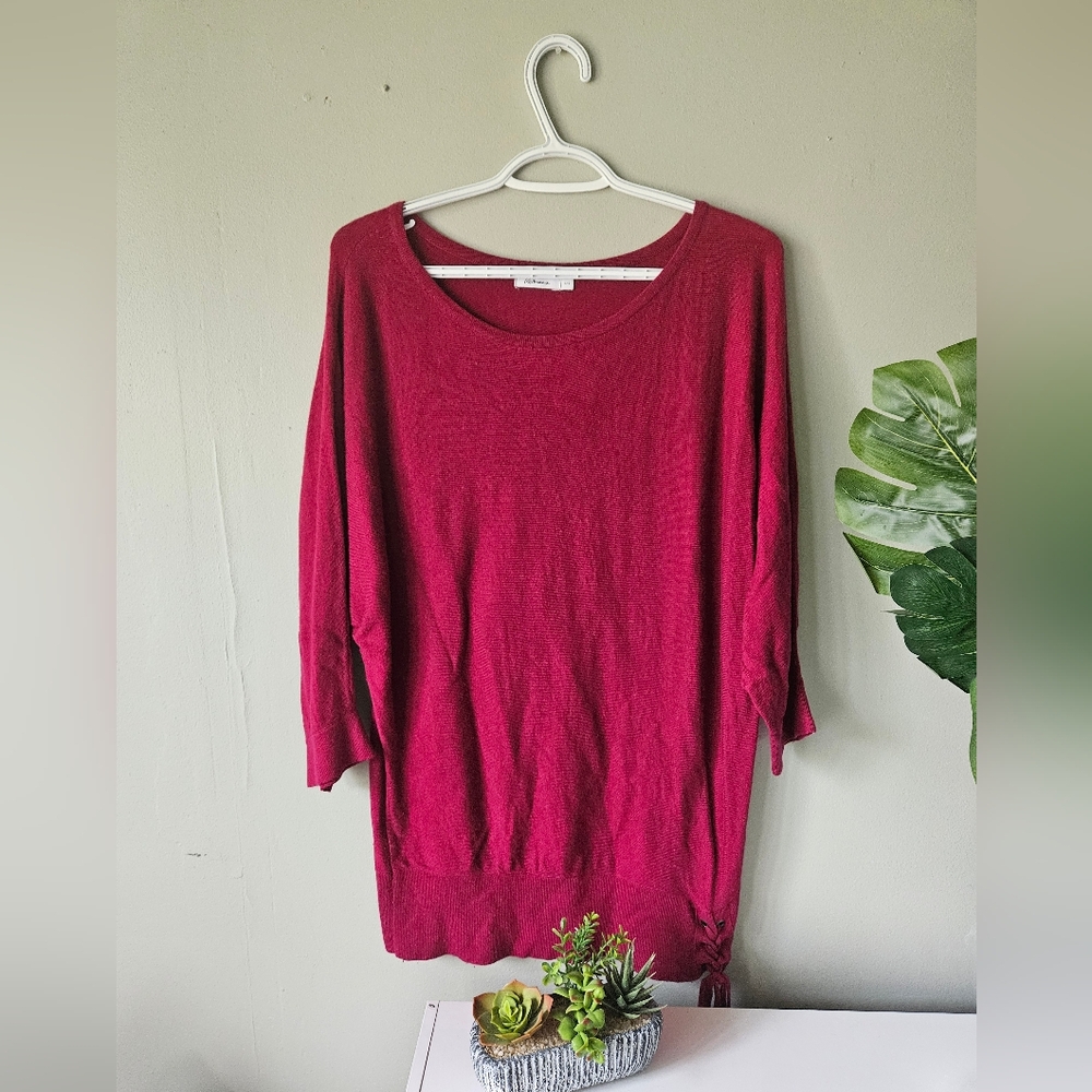 Reitmans Women's Deep Red Scoop Neck Sweater